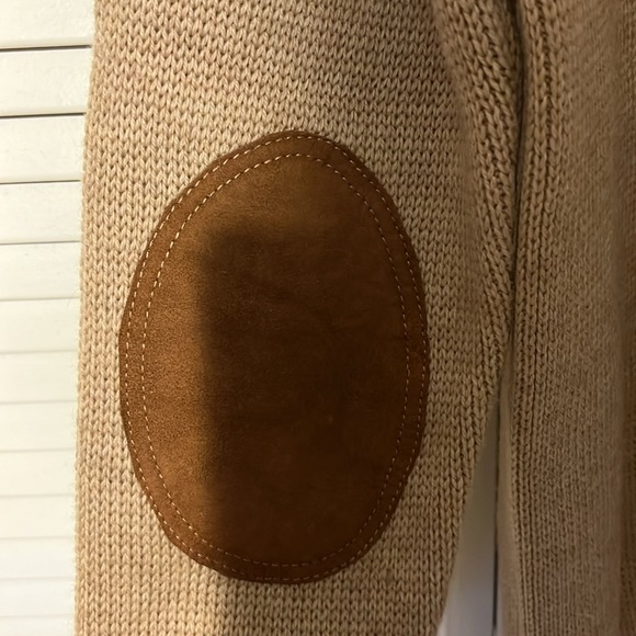 Racquet Club Grandpa Sweater with suede patches on elbows Size Large - Picture 9 of 14
